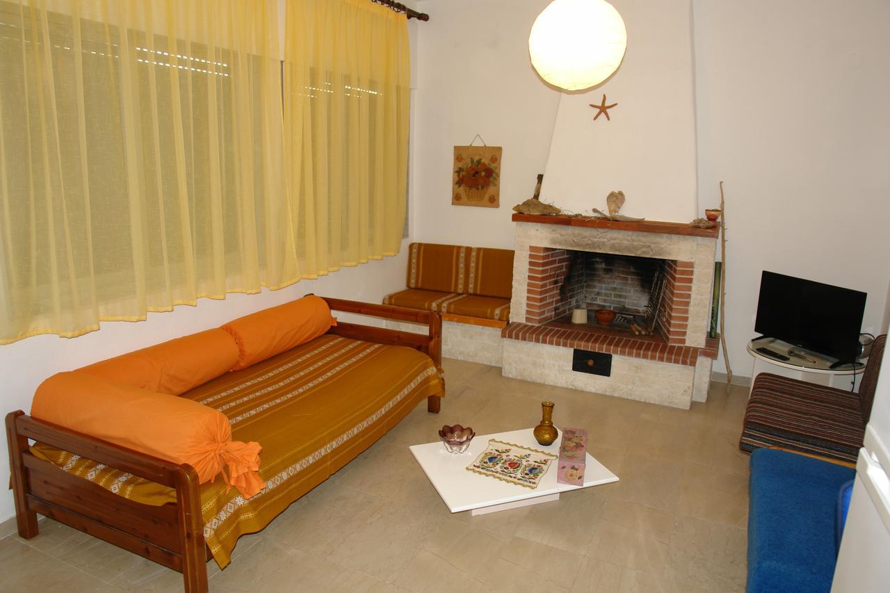 Antheia'S House Villa Nea Skioni Exterior photo